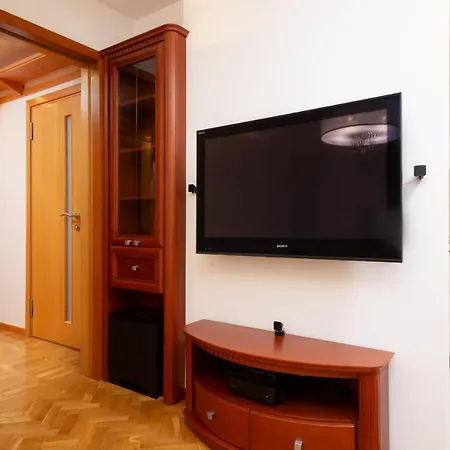 Two-bedroom Family Esperanto Next To Klif By Renters Warsaw