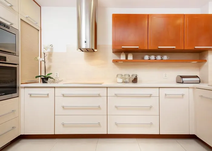 Two-bedroom Family Esperanto Next To Klif By Renters *