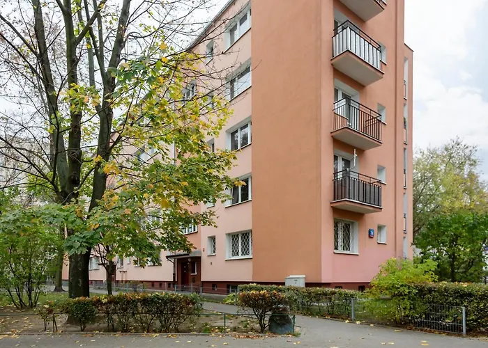 Two-bedroom Family Esperanto Next To Klif By Renters Apartment