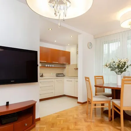 Two-bedroom Family Esperanto Next To Klif By Renters *